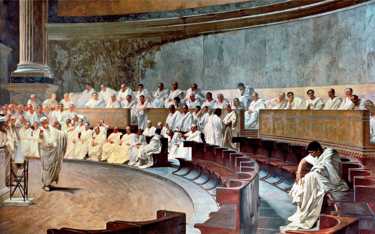 Cicéron dénonce la conjuration devant le Sénat romain ; Catilina, isolé, écoute à droite.