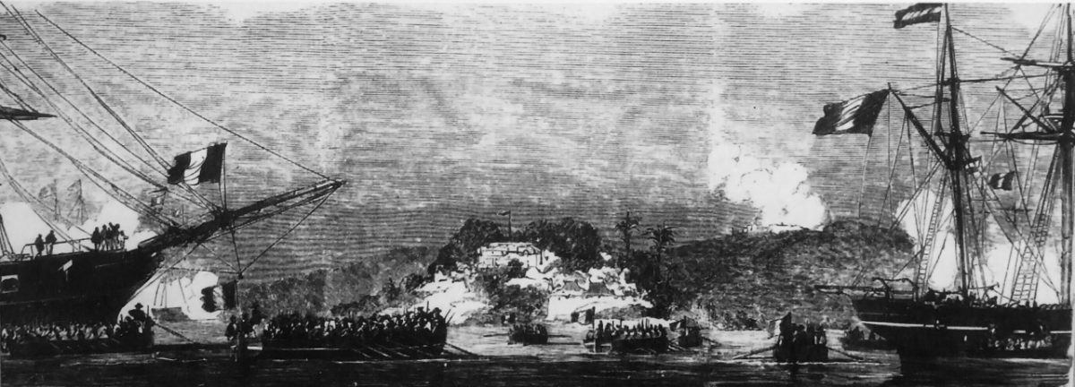 Les chaloupes françaises débarquent sous le feu devant les forts de Đà Nẵng, gravure de 1858.