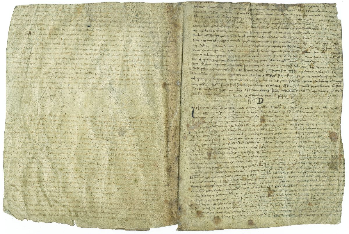 Fragment d'un registre d'inquisition de 1243 : aveux en latin recueillis devant l'inquisiteur Ferrier, en Languedoc.