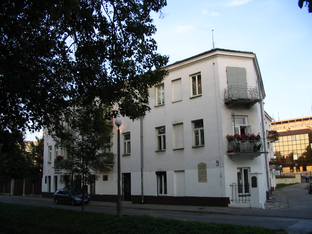 L'immeuble du 7-9 rue Planty à Kielce, où quarante-deux Juifs furent tués le 4 juillet 1946.